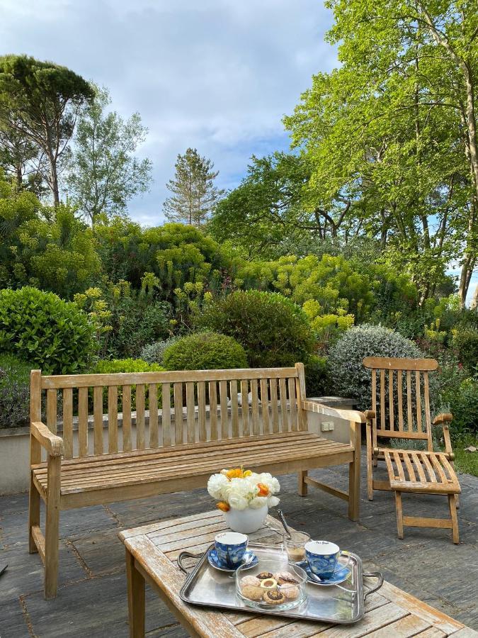 Bed and Breakfast Ermitage Notre Dame De Vacquieres Noves Exterior foto
